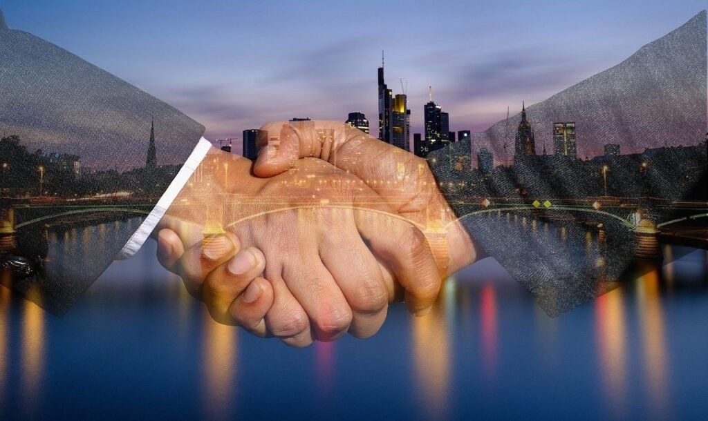 shaking hands 3641642 12805